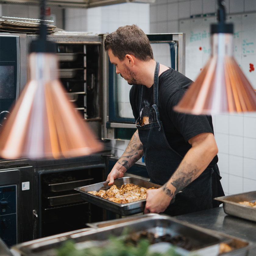 Chef Oven Loading Left Image And Text 840X840